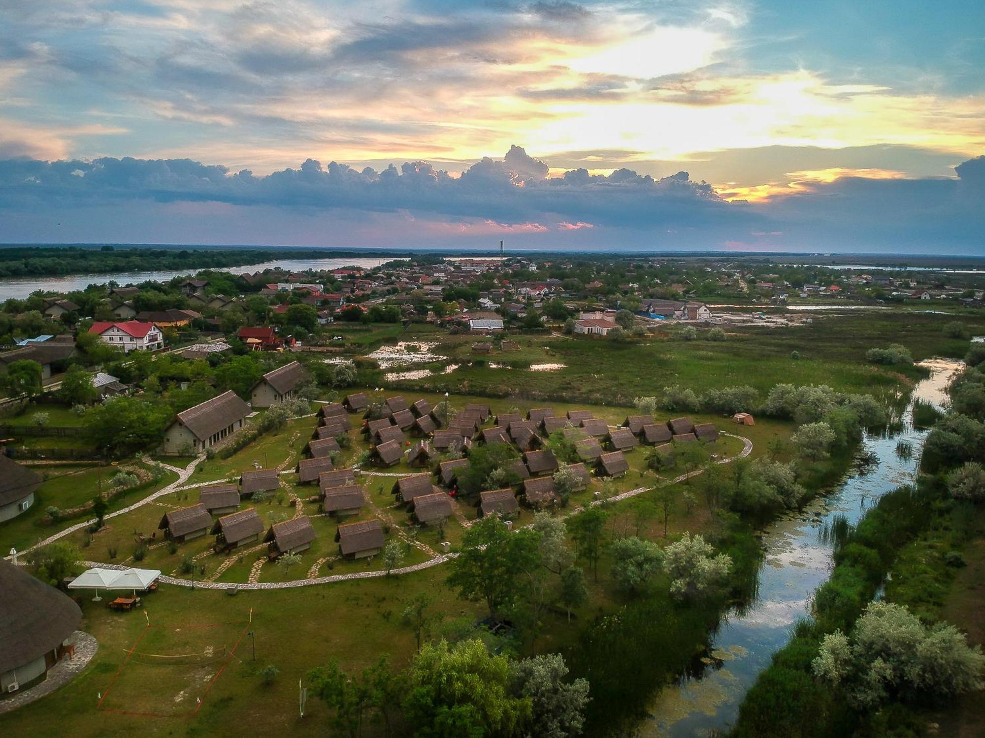 Dolphin Camping Sfântu Gheorghe Exteriér fotografie